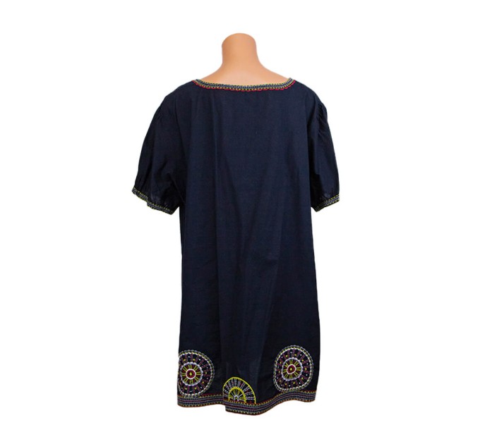 Женская блуза с орнаментом