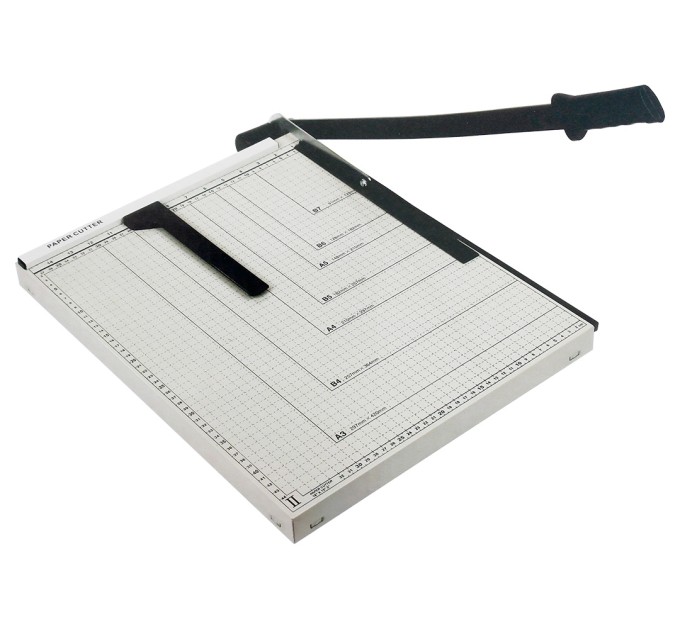 Резак для бумаги сабельный A3 8292